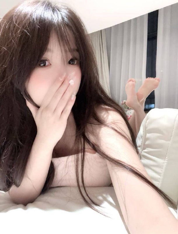 广州 索隆🏡小怡170D真实06初下💦刚破壳 微胖型喜瘦勿扰🉑kiss🈶颗小虎牙