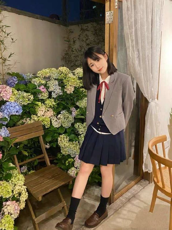 #广州索隆🏠只只165d 皮肤雪白，兼职学生#只只
