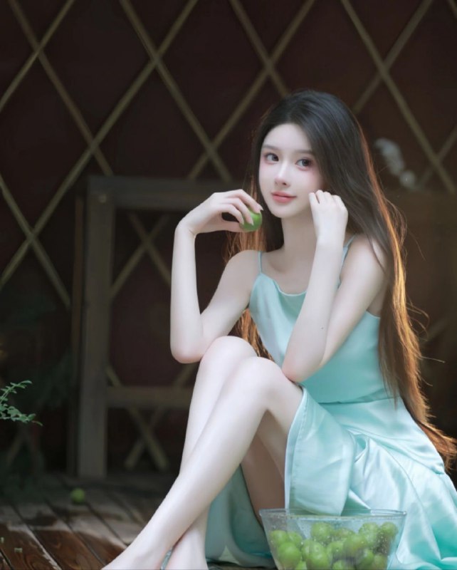 丽丽💕一位穿搭模特儿💕净足172，圈外女孩💕🍑九头身好比例，杨柳腰，🥢腿💕真实 04可看sfz，年龄假赔w有小纹身哦，勿介喜#丽丽
