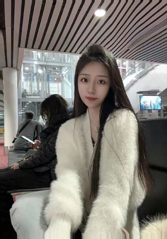 广州哈森家02洋气极品纯欲刚下氵Height:167Weight:43kgBust:DS身材 健身🏋️温柔大方/情商在线#博