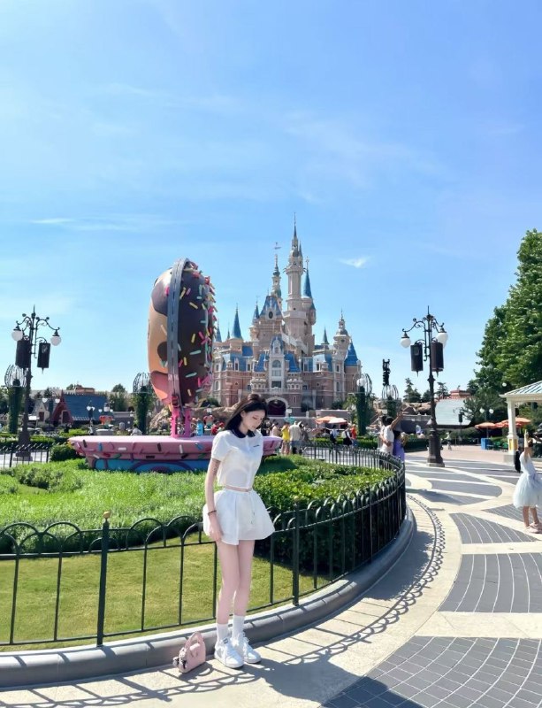 广州哈森家小七1🦋Height:177🦋Age：07🦋🐻：C🦋气质佳人🦋皮肤雪白🦋纯天然零整🦋超长🥢腿🦋只接素质课 期待一场美丽的邂逅#小七