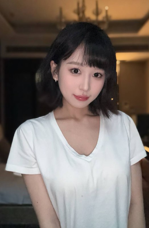 哈森🏠广州 点点 168c05真实  学生 可看学生证，学信网可看学生兼职🌸理想女友✔️💎贴心小女友 大长腿💎皮肤白嫩 服务一流#点点