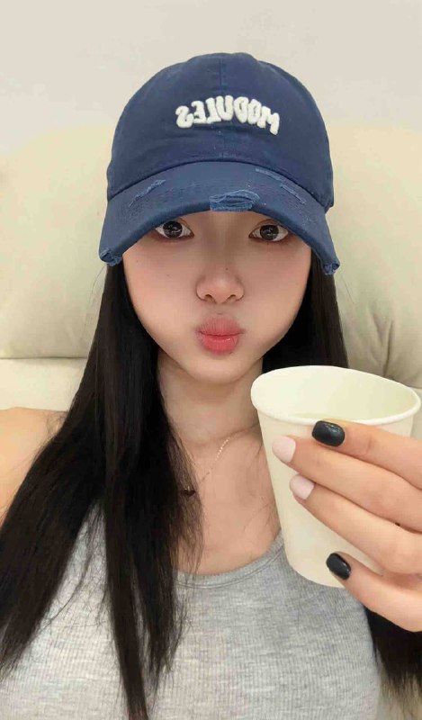 #广州王子诺🌹03艺术生 在读舞蹈专业、兼职模特四川重庆人、英语4-6以过 会粤语在读广州外语外贸大学身体柔软酥胸粉润待客女友感100%超级好女友性格，服务素质高🐻：b年龄：03身高：足净168体重: 80筷子腿 A4腰特长：接受度高，柔韧性好可一字马，丝袜，蛇纹，情趣🈲️69.3🅿️K爆🈚️🎩#广州#白云工作室