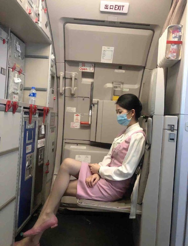 广州 卡人🏠💛💛💛汝汝广州 173吉祥航空✈️空姐性格服务一级棒 待客温柔体贴🉑69🐍wen🚗空姐证件可查🪪真🐻D可纯可御#汝汝#空姐#大长腿