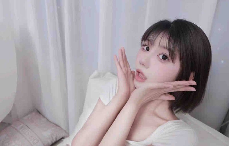 #广州王子诺🌹小白熊🐻‍❄️·短发海珠区 172·05·C🐻‍❄️短发 纯欲小纯Occupationn：平面模特Age: 19 Bust: CHeight: 172Hobby：游泳｜瑜伽｜茶艺｜画画｜钢琴性感温柔 端庄大方 洋气大牌服务意识强 互动技术高 女友体验感可🐍吻 69 双飞 代开 酒✌️推荐指数⭐️⭐️⭐️⭐️⭐️真人真照🈲挂🈲冒🈲#短发#大白熊