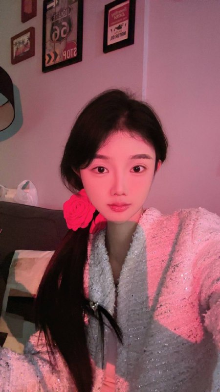 广州糖宝家丽丽兼职纯欲妹妹1⃣️全部生活照，生活照2⃣️净身高172  04年#可看🆔，假赔w3⃣️5条件，暂时开34⃣️7头身 完美比例腰细大腿长5⃣️温柔 纯欲型 无风尘气❣️#丽丽