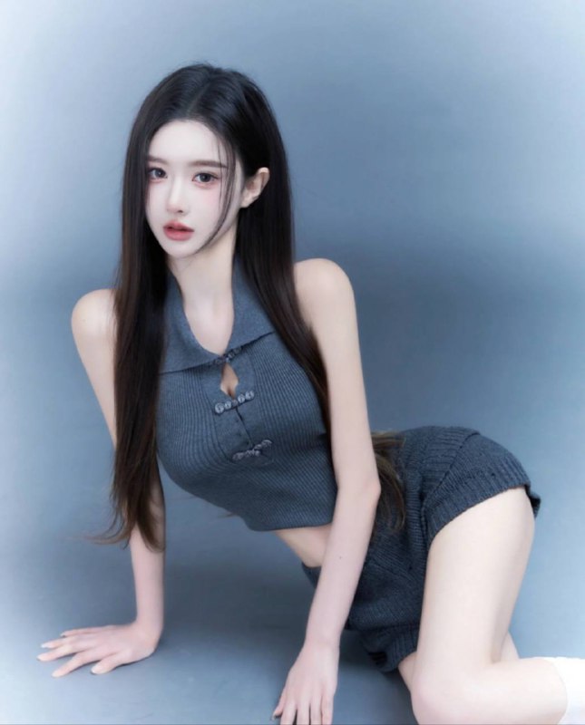 广州 卡人💛💛💛丽丽💕一位穿搭模特儿💕净足172，圈外女孩💕🍑九头身好比例，杨柳腰，🥢腿💕真实 04可看sfz，年龄假赔w有小纹身哦，勿介喜#丽丽