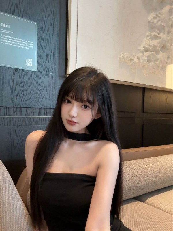 广州卡人🏠💛💛💛伊一167🐻D 02年清纯小女友 丝毫不风尘细皮嫩肉 娇小玲珑 活泼开朗 温柔体贴可爱乖巧懂事 冰清玉洁 一次牵手 回味无穷我希望我不是被选择 而是被热爱👩‍❤️‍💋‍👨遇见的都是天意 拥有的都是幸运#伊一#白小纯