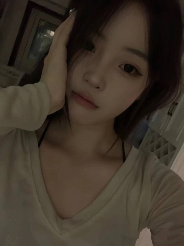 #广州王子诺🌹清清圈外👩‍🎓兼职168E 04年 服务一流❤️温柔听话甜美 皮肤白皙❤️纯欲身材 可口多汁❤️全身真实无整 可甜可欲❤️#清清#小纯