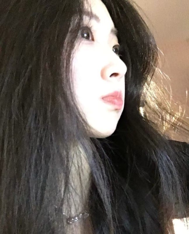 💕🎏广州卡人🏠💛人真实学生.🧚‍♀️身高：净172cm·🧚‍♀️年龄:   真实06·🧚‍♀️罩杯:   C无任何纹身·🧚‍♀️五官立体  皮‎肤‎雪 白  性格温柔·🧚‍♀️声音甜美 不催事·🧚‍♀️人照🈚️差距、支持验证#小雪#白小纯#无纹身