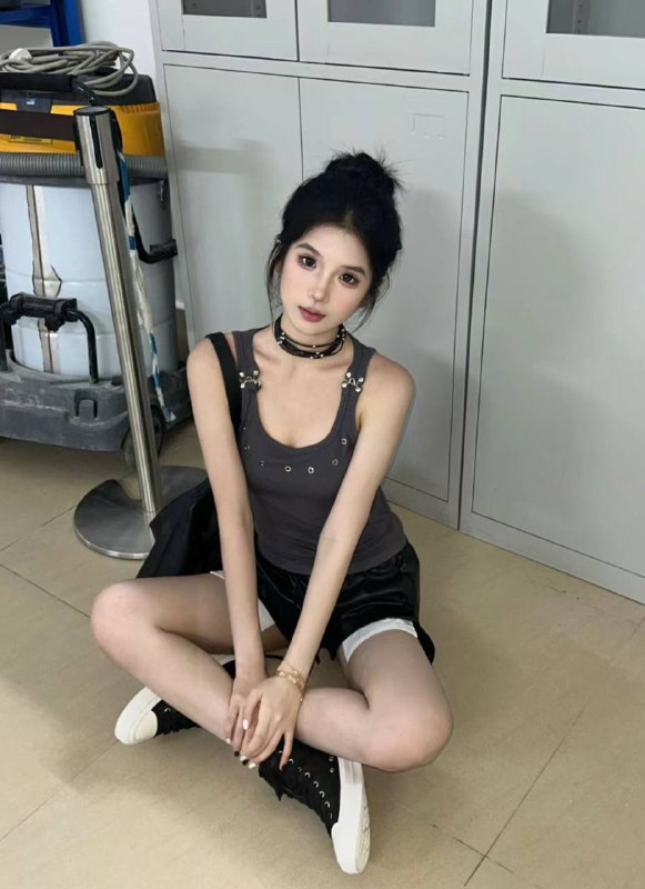 杨弈广州 纯欲极品🦜硬5纯新人兼职 169e