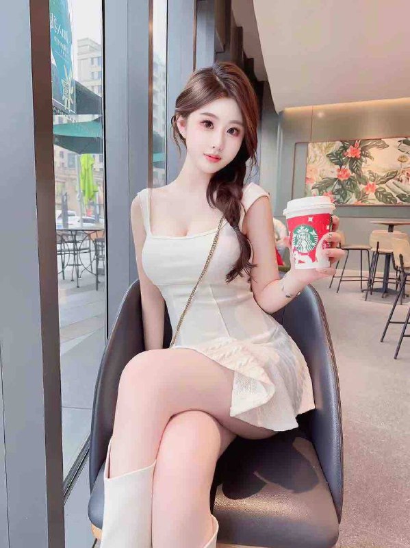 #广州王子诺🌹06 168DCindy IN ＃GUANGZHOU＃甜美少女う小清新  初恋女朋友可盐可甜 性格nice🐻D  A4腰👸氧气甜妹，初恋女朋友feel.清纯与精致兼具，美貌与气质共存#涵子