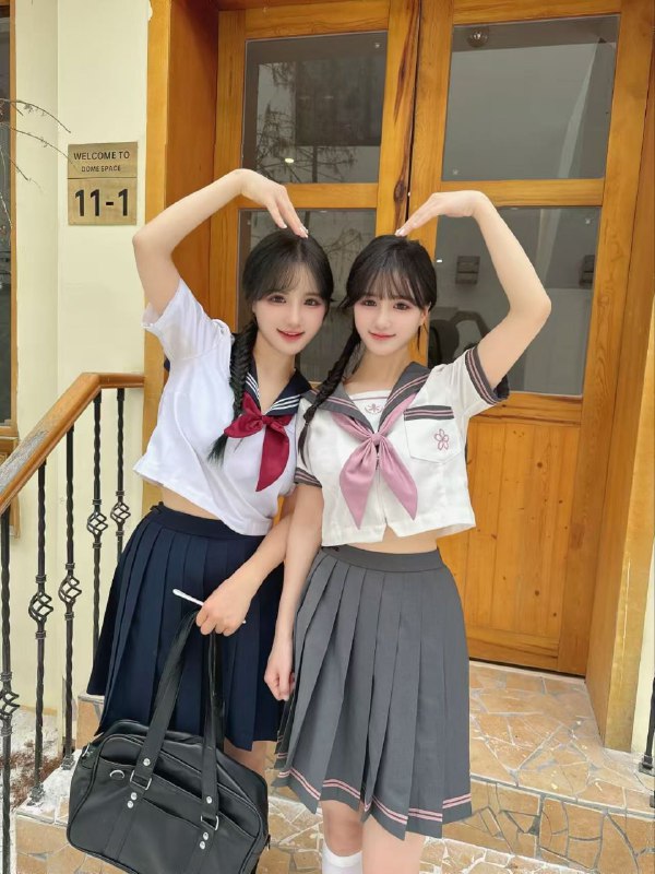 广州哈森家双胞胎姐妹花 真实02年💕人 身高166 性格乖巧听话 配合度高#双胞胎