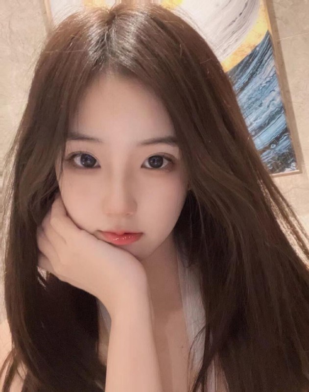 广州糖宝家极品❤️人，📸📸小妹✈航空学院学生，学信网🉑查• 𝐇𝐞𝐢𝐠𝐡𝐭身高/170•   𝐖𝐞𝐢𝐠𝐡𝐭体重/87• 𝐁𝐮𝐬𝐭胸围/ C            真实03•⬆️⬇️粉嫩 私处紧致•  蜜桃🍑臀 全身雪白 超🈶️耐心•🉑️🐍吻6️⃣9️⃣•  碧玺小宝贝 床下柔情似水 床上热情似🔥•  S小蛮腰   前凸后翘•  气质清纯，洋气网红类型•  高素养，有谈吐！ 温柔聪慧 。如果可以我想在最美好的年纪遇见你💞