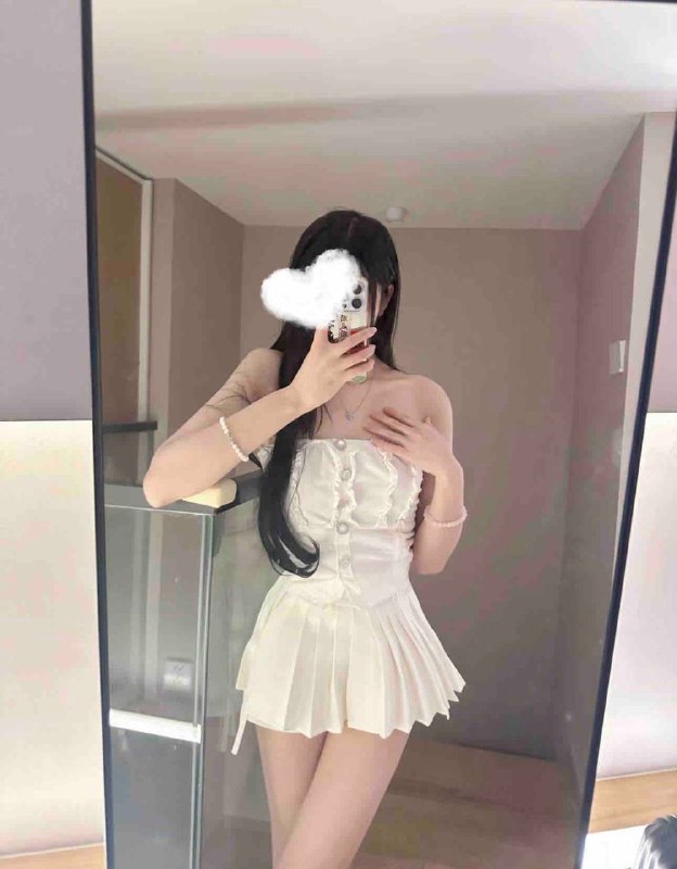 广州糖宝🔥小鱼 暑假兼职9月回校真实04在校学生可查学信网身高：170cm 体重：48kg🐻36D清纯可爱 可盐可甜💦多声甜 长相好气质佳#小鱼#学信网