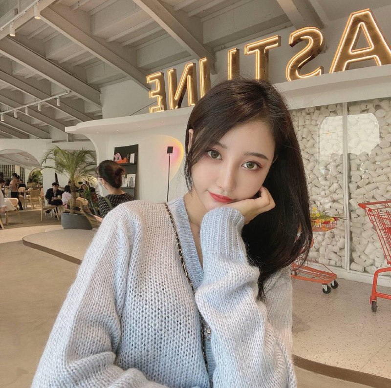 卡人🏠广州💛💛💛174🐻真 D    纯欲网红可盐🧂可甜🍬谈吐极佳温柔耐心高素质   [玫瑰]人照无差💗假赔#佳歆#大长腿#御姐