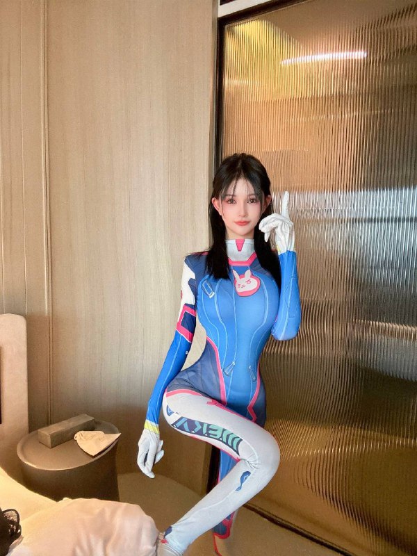 卡人🏠💛💛💛广州 漫漫00后 清纯可爱美少女纯欲款    170🐻D筷子腿 a4腰 肤白 巨白🉑️情趣🉑️验#漫漫#白小纯