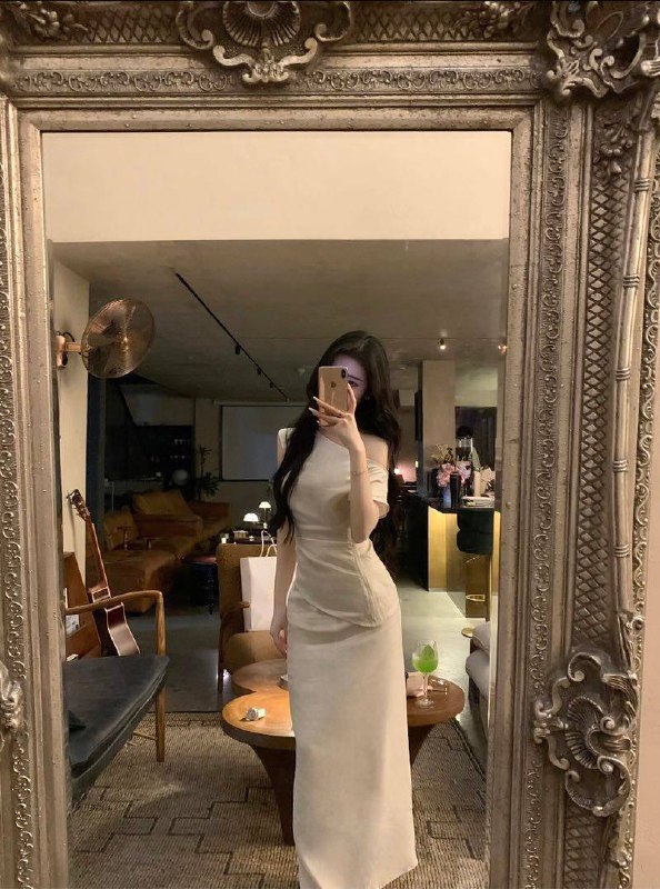 广州 兰迪🏠白净大长腿 极品烧杯Occupationn：平面模特 ｜Age: 04-Bust: DHeight: 170-Hobby：游泳｜瑜伽｜茶艺｜旅  行｜画画｜钢琴配合度极高 柔韧度极好 腰臀比完美 小腹无赘肉平时常健身 常年练瑜伽 可多种体位 待客如男友服务意识强 互动技术高 女友体验感缠绵床榻销魂酥骨 懂风情知情趣大灯长腿都给你有前有后 满足你所有欲望幻想道具服饰制服齐全 擅长各种角色扮演解锁各种体位姿势仅接待高素质客户 据不守时醉酒课低素质屌丝看客浪费时间勿扰#人间尤物#顶级嫩模