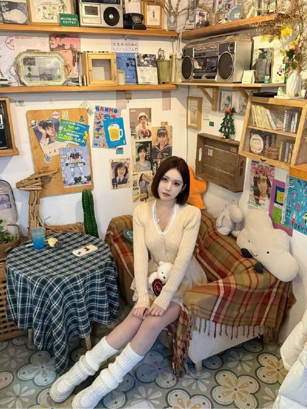 广州 兰迪🏠短发小乔 白净大长腿 极品烧杯Age: 19Bust: DHeight: 172Hobby：游泳｜瑜伽｜茶艺｜旅  行｜画画｜钢琴✅车震✅代开✅69✅双飞✅🍺✌️#短发#平面模特