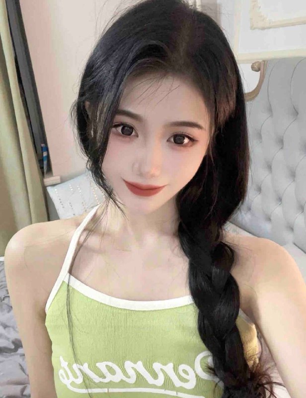 广州卡人🏠77💛💛💛新人身高178罩杯D 04年A4腰 超长腿  兼职短开高颜值 高素质 温柔体贴人鱼线 身材洋气完美𝐒身材谈吐气质大方#大长腿#77#南辰#御姐