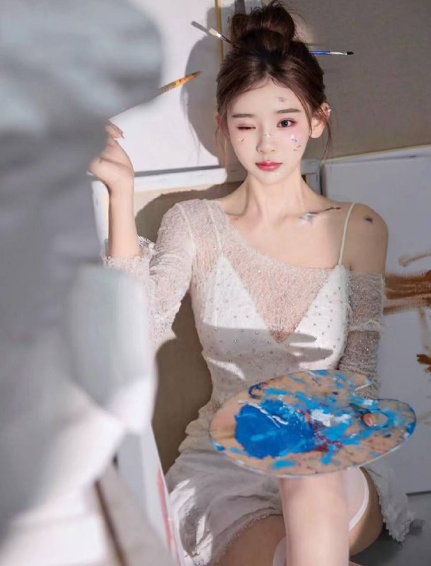 广州 初音🏠乐乐第一次兼职04年，川妹子   身高167.  36D皮肤雪白，性格温柔，乖巧听话，本人比照片好