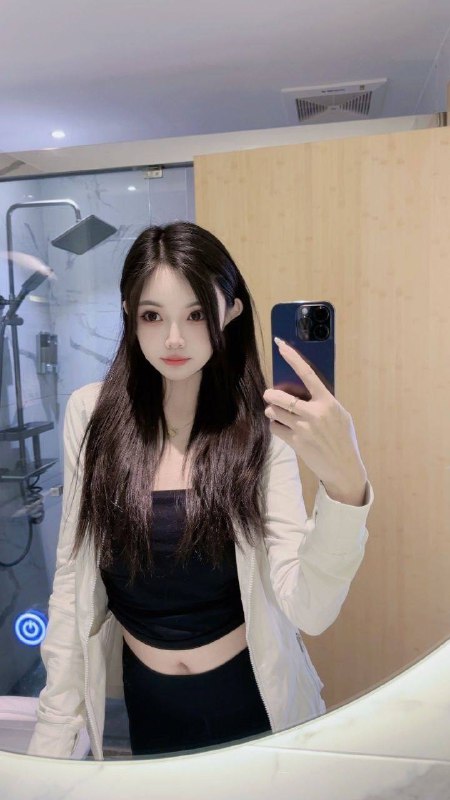 广州杨弈🌟短期兼职 圈外女友性格好 温柔不事 配合度极高年龄03 身高167 真实胸D