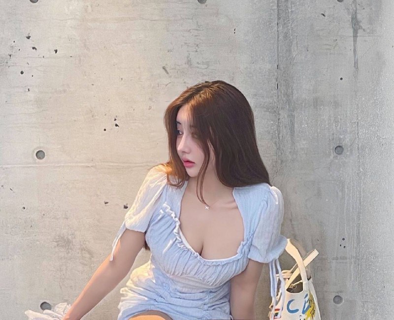 广州杨弈🌟168cm50kg❤️真胸C➕手感超软兼职短暂停留GZ 温柔体贴初恋般的Feel❤️不催k 可盐可甜