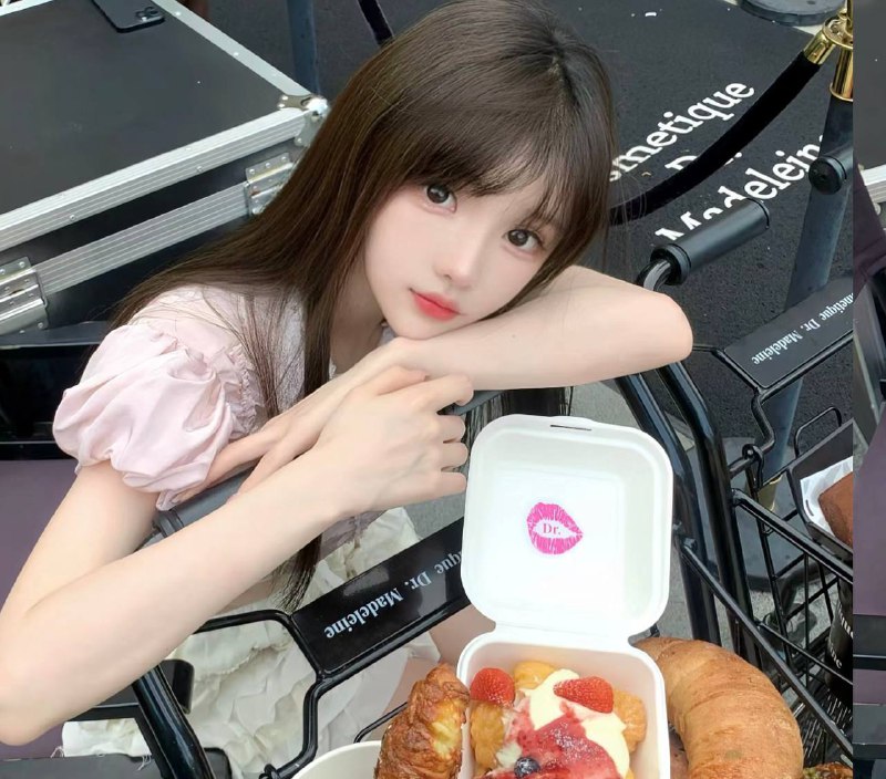 卡人🏠💛💛💛广州极品可爱美少女   语语02年     身高：165.🐻：E.   体重40kg·初次抵达 温柔体贴 声音甜美统一 智慧有内涵我希望我不是被選擇 而是被熱愛遇见的都是天意 拥有的都是幸运🌸#语语#白小纯