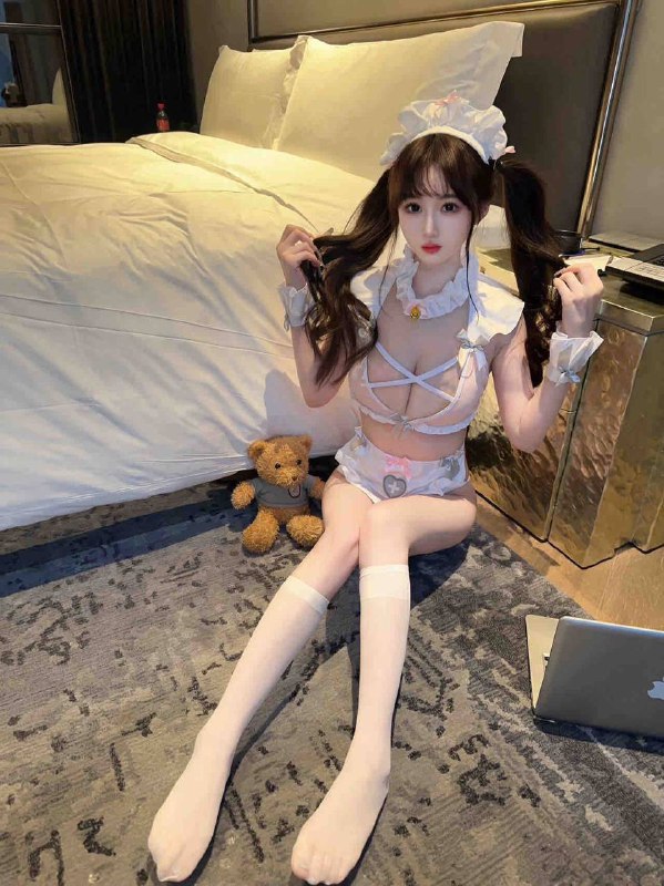 广州卡人🏠💛💛💛06极品天然白虎白小纯馒头Bust:  C➕height：165•  Weight:  45kg.           Age:06年短暂广州兼职   天然馒头B🈲液体无套 无纹身不抽烟0整容、蜜桃臀、紧致氵多 超级冷白皮 极其配合💓温柔 性格超级好     真人真照 支持指定验证🉑69🐍吻  乖巧 听话。刚下水 欢迎调教#馒头#无纹身#白小纯#白虎