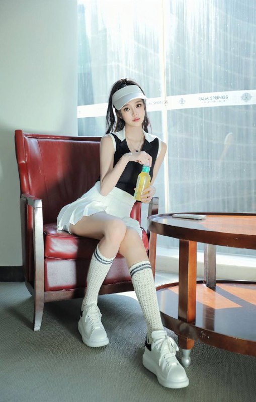 广州糖宝🏠思源178d全脸天然无整形  可素颜见客户•Speciality/特长爱好：健身 旅游 看书·Weight体重/96·Bust胸围/真🐻D 小蛮腰 大长🦵可纯可蜜，希望在有限的时间遇到有缘的你#猎德