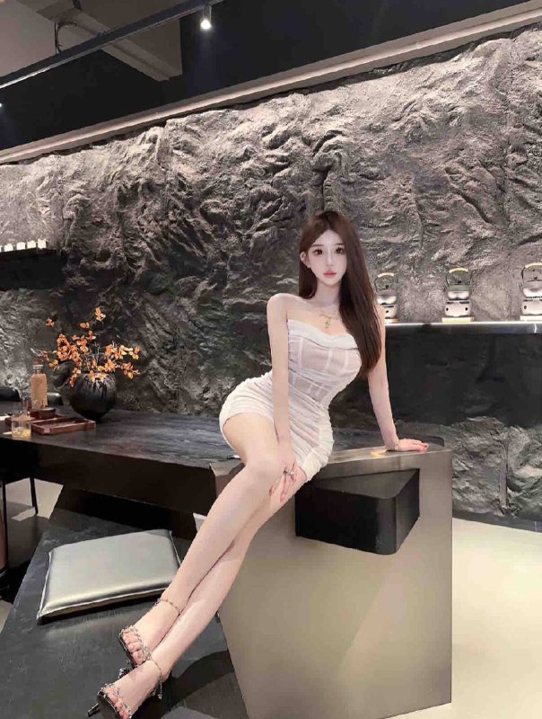 星星🏠𝐇𝐞𝐢𝐠𝐡𝐭身高/168• 𝐁𝐮𝐬𝐭胸围/真🐻E➕一点纹身• 性感🫦sao蜜💕配合度超高💕服务型选手💕.口活超棒🉑制服丝袜诱惑辅助🉑🐍💋🉑69🉑🚗震🉑双飞🉑🍷✌️.性格温柔💕情绪价值拉满，宝藏女孩👧绝对给你不一样的感官体验