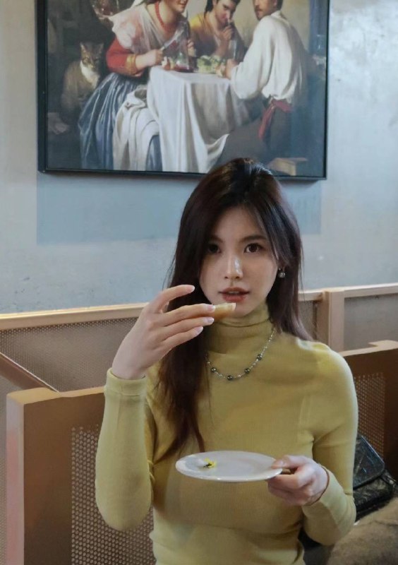 广州卡人🏠💛💛💛歆 165真🐻d03年 乖巧懂事有耐心 小奶音