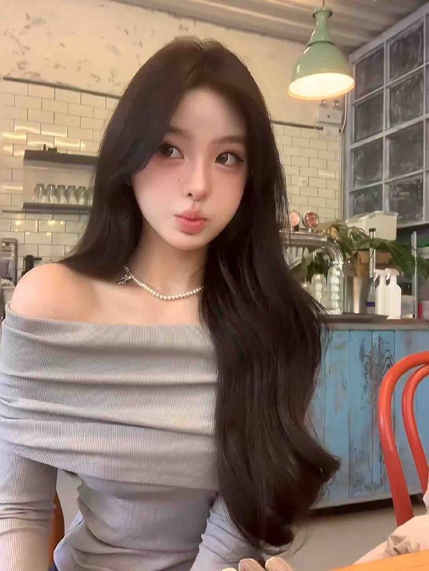 #广州卡人🏠💌💌💌天然白虎174真实大E水滴🐻一线天。上↓粉。皮肤巨白🉑蛇纹，代开，登记。洗瘦勿排，微胖。#白虎#大米