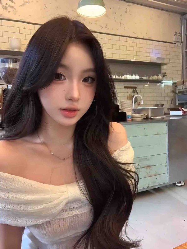 #广州卡人🏠💌💌💌天然白虎174真实大E水滴🐻一线天。上↓粉。皮肤巨白🉑蛇纹，代开，登记。洗瘦勿排，微胖。#白虎#大米