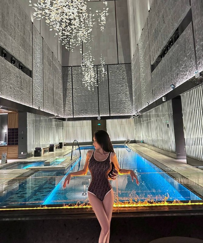 卡人💛💛💛💛🏠广州172 心怡(高素质纯圈外兼职不常開)洋气穿搭 纯御系天花板·真实00年 172 D➕玲珑牛奶紧致肌肤腿控首选赋予您最强的感官盛宴真实无差别百玺女神💗#心怡