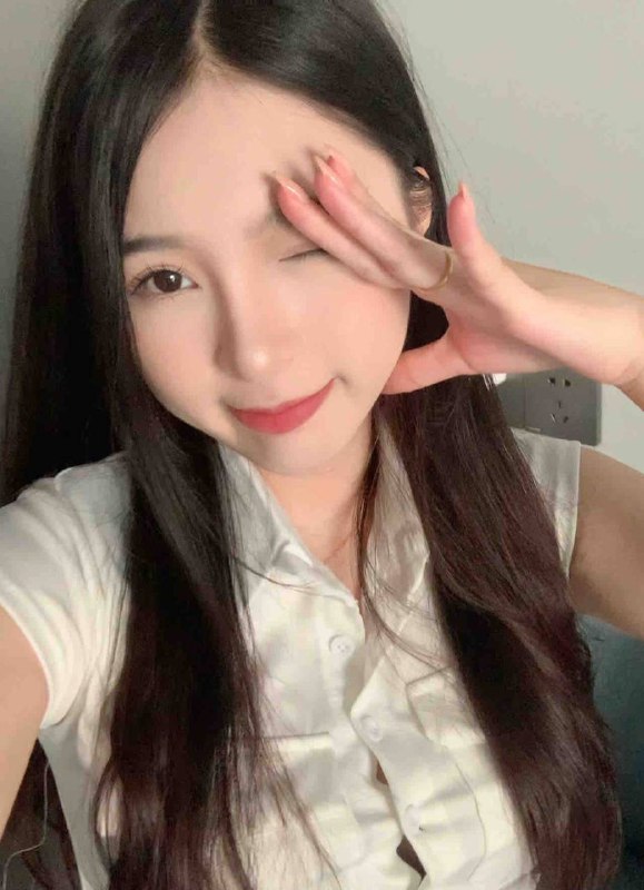 卡人🏠💛💛💛桃子 165-04-D广州小纯 在校生 纯兼职性格温柔 服务nice 配合度高 小女友范04年/165D清纯甜美 萝莉类型音乐学院在校极品小纯兼职 真人真照 支持指定验证真实在校生 可kiss🐍#桃子