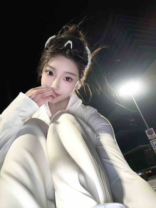 #广州糖宝家（极品舞蹈每星期短开3-4天）🏠3外5净高172 C杯标准S身材 真实圈外短期兼职在职拉丁舞老师敏感体质🉑️必喷氵韧性十足 一字马真人真视频 假一赔十皮肤白皙光滑 蜜桃臀五官精致 形象阳光 气质佳一级舞蹈演员持证短期兼职#家三外五