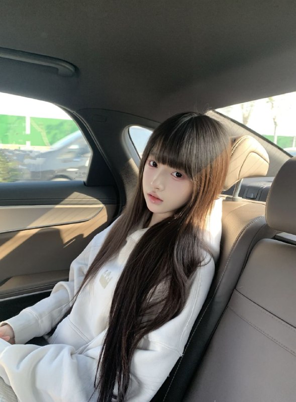 广州糖宝家学生兼职 05奶糖✿ 清纯可爱  女友感清纯唯美✿ 懂事乖巧 皮肤光滑  细腻❄️白✿ 性格溫柔 服务极佳  配合度高年龄：05年身高:   165cm罩杯:   天然C