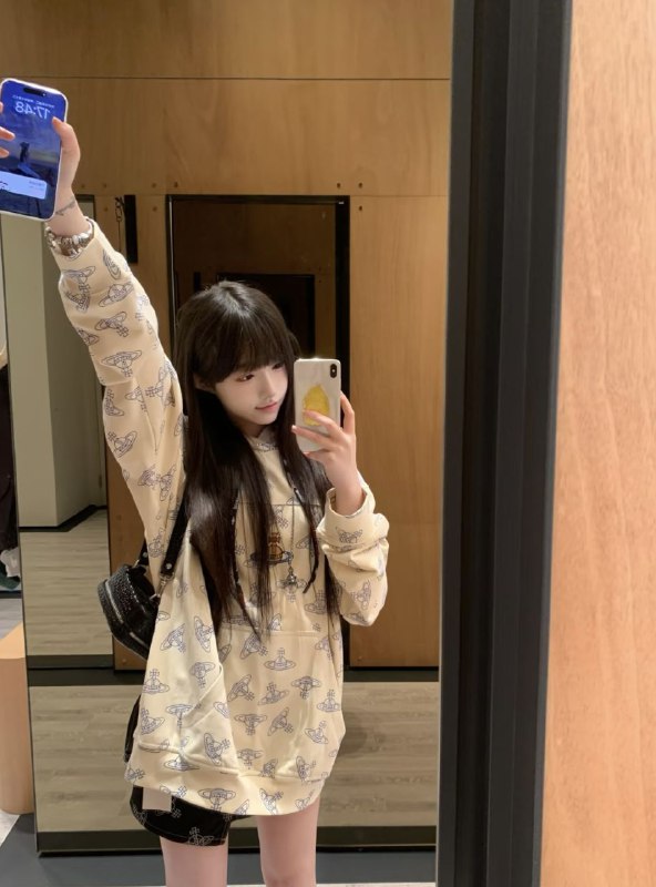 广州糖宝家学生兼职 05奶糖✿ 清纯可爱  女友感清纯唯美✿ 懂事乖巧 皮肤光滑  细腻❄️白✿ 性格溫柔 服务极佳  配合度高年龄：05年身高:   165cm罩杯:   天然C