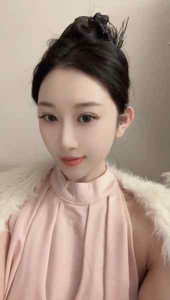 广州糖宝-雪白大三学生-164C小巧玲珑