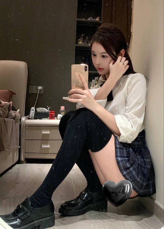 广州杨弈🌟#硬5•  清纯洋气甜美可爱女友型•  身高170胸围D  谈吐优雅. 可纯可欲.