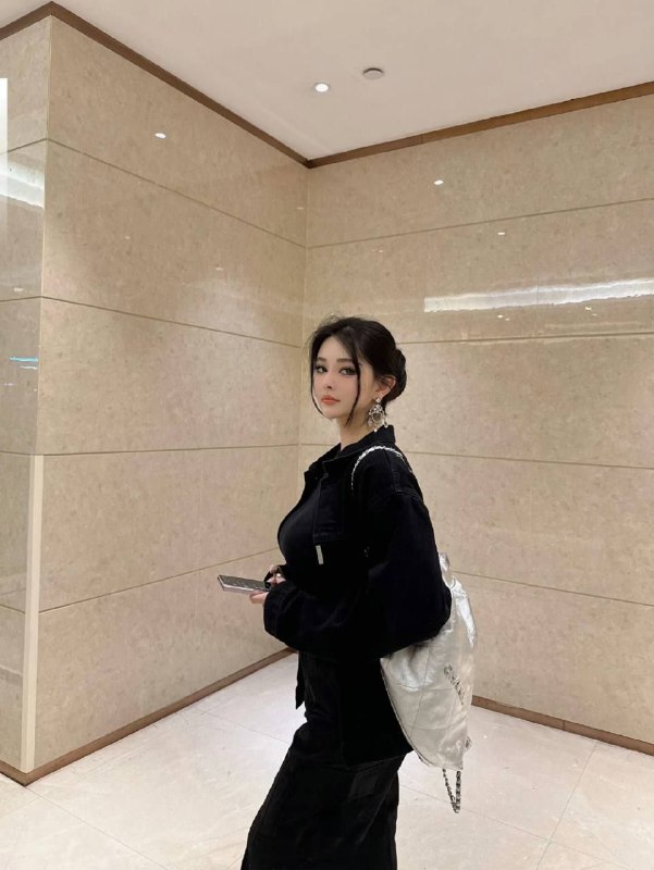 广州 糖宝🏡嘉欣广州❤️人🌷性感大蜜， 业余兼职 气质优雅，↘️👠173cm..   真🐻大G蜜桃翘臀星级酒店或者课家🉑️外，🉑🐍，🉑⑥⑨伴游🔥配合度高，服务全面，三点粉，🔥好不事，不催、不挂。🉑️👙👠丝袜，野性十足，渴望被征服！🔜本人比照片好看 身材nice 温柔体贴，肤白貌美，待课男友