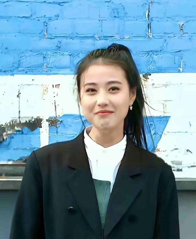 广州 糖宝🏡汤圆03 171C💜蜜桃臀多汁 软糯  与周海媚相似80％💙171  50公斤 03年 柳腰细腿💚H好不事   女友值爆棚💞涵养素质极高  期待与你相遇