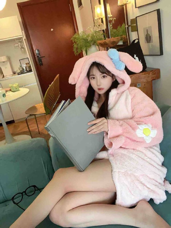 #广州王子诺🌹傻白甜应届实习中，皮肤墙壁白”• 𝐇𝐞𝐢𝐠𝐡𝐭身高/168• 𝐖𝐞𝐢𝐠𝐡𝐭体重/95• 𝐁𝐮𝐬𝐭🐻D• 𝐀𝐠𝐞年龄/04• 𝐎𝐜𝐜𝐮𝐩𝐚𝐭𝐢𝐨𝐧 耐心💯💯，爱笑爱聊天，可🐍（不抽烟，不喝酒，无纹身）#傻白甜