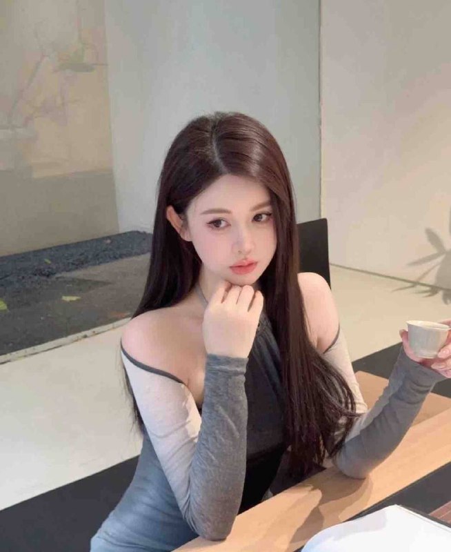 图图🏠广州马甲线04 174C 体重98斤皮肤白的发光 上下粉 常年健身马甲线 蜜桃臀圆溜溜 性格温柔如初恋女友#旺旺