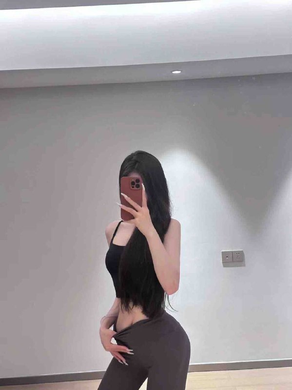 图图🏠广州马甲线04 174C 体重98斤皮肤白的发光 上下粉 常年健身马甲线 蜜桃臀圆溜溜 性格温柔如初恋女友#旺旺