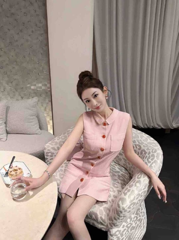 #广州卡人🏠💛💛💛恩琪性格温柔  健谈不冷场 165身材苗条姿势高度配合🉑情趣黑丝🉑🚗不酒 （只接素质哥哥哦）（不是丰满型哦）🈚纹身🉑🐍#恩琪#御姐