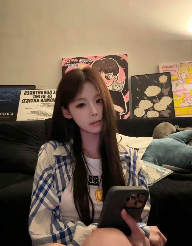 广州卡人🏠💛💛💛气质网红🏠欣欣🦋Height：176🦋Age：06🦋🐻：C🦋气质佳人🦋性格温柔好相处🦋纯天然零整🦋超长🥢腿🦋只接素质课 期待一场美丽的邂逅#欣欣#无整#大长腿