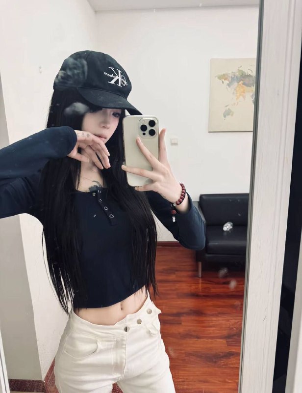 广州卡人🏠💛💛💛气质网红🏠欣欣🦋Height：176🦋Age：06🦋🐻：C🦋气质佳人🦋性格温柔好相处🦋纯天然零整🦋超长🥢腿🦋只接素质课 期待一场美丽的邂逅#欣欣#无整#大长腿