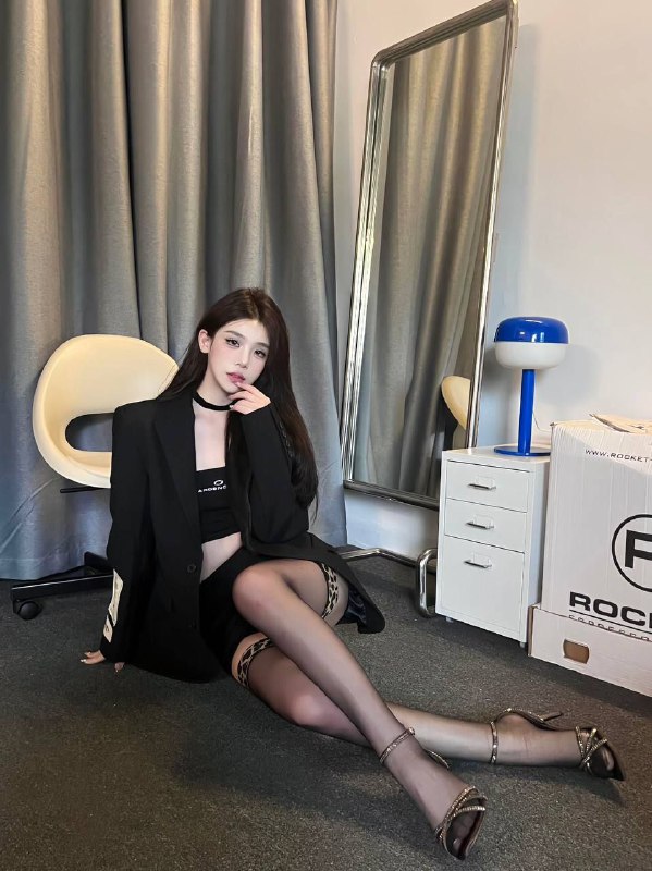 #广州米蓝广州天河 涵涵广州抖音舞蹈博主04颖颖首次兼职真实04  身高170   体重90🐻D笔直长腿   S身材   不催不事性格超E  热情主动 开朗温柔多类型驾驭  精通各类